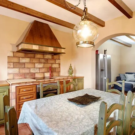 Bonita Casa *